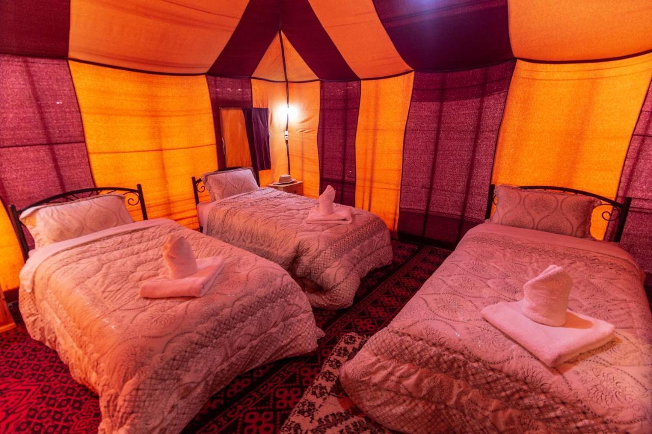 Merzouga Traditional Tents With Heating Otel Dış mekan fotoğraf